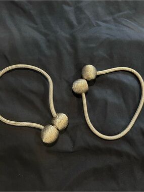 Silver Curtain Tiebacks with Decorative Knots